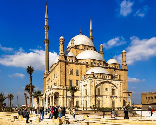 maheralmasry's tweet photo. اذا لم يكن لديك تاريخا فلن تستطيع شراءه
وإذا لم يكن لديك حضاره فلن تستطيع صنعها https://t.co/i1qtitVTQI