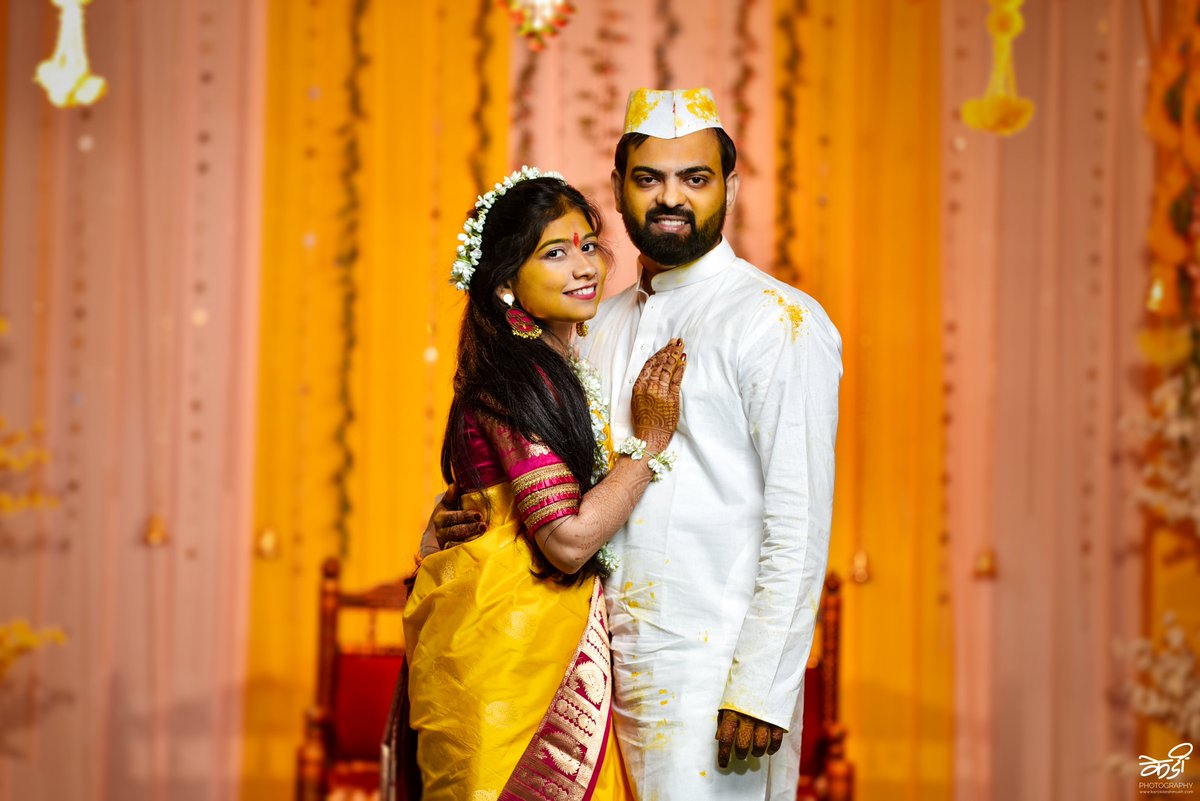 Wedding Shoot - Gaurav & Pooja
kartikdeshmukh.com
CONTACT FOR ENQUIRY 8421023059

#KD_Photography_📷
#kartik_deshmukh
#couple #couplegoals #coupleportraits #coupleposes #wedding #indianzonalshoutout #officialweddingstuff #weddingphotography #weddingphotographer