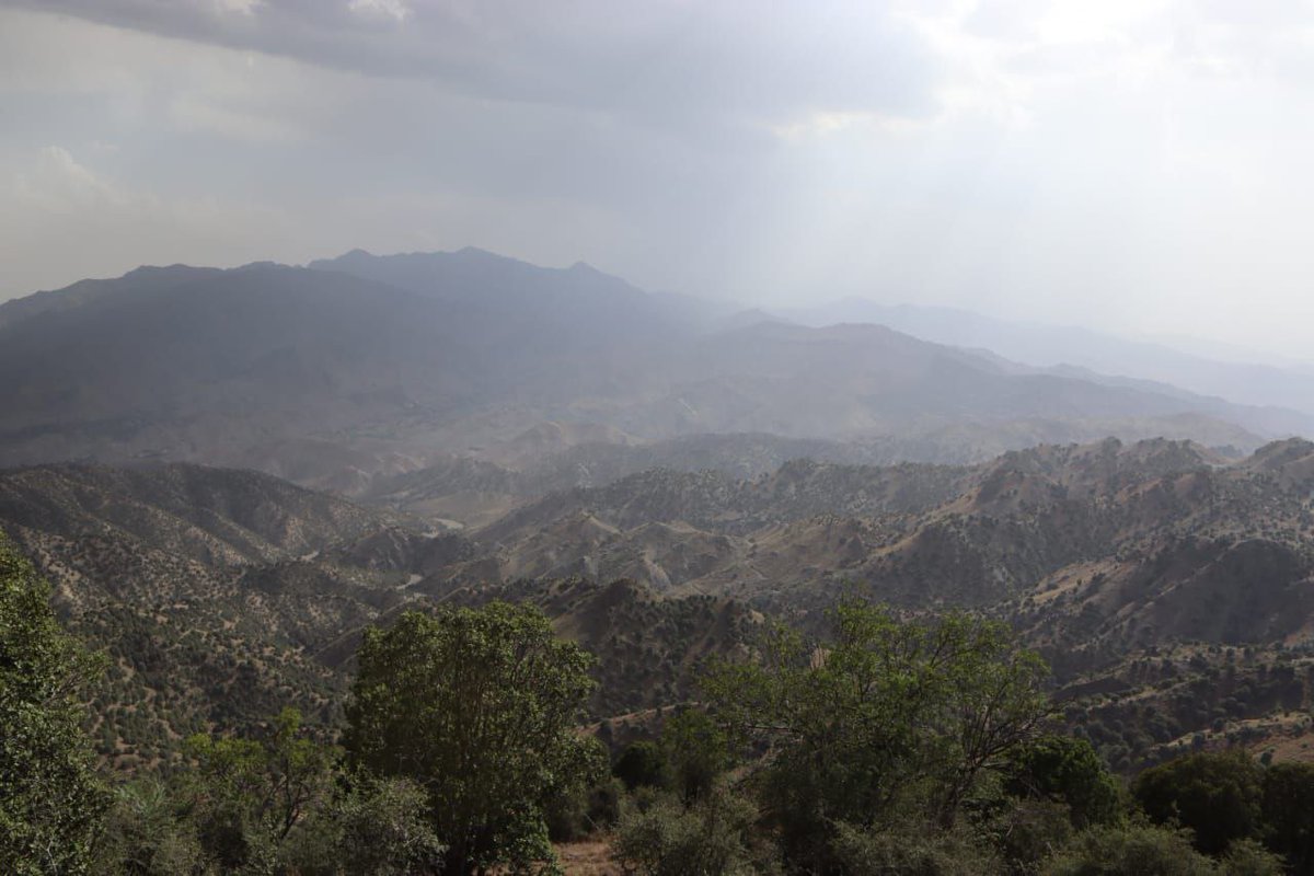 پاک فوج نے شمالی وزیرستان کی بلند ترین چوٹی پر "پاکستانی پرچم" لہرا دیا۔

Vezhda Sar, 7740 ft
  ⛰️🇵🇰🏞️
بویا، تحصیل دتہ خیل۔

یہ پرچموں میں عظیم پرچم :❤🇵🇰❤
#PakistanArmyZindabad 
#IStandwithPakArmy 
#WeLovePakistanArmy 
#WeStandWithPakArmy 
#PakistanZindabad 
<a href="/PPYOfficial/">Pakistan Patriotic Youth (Official)</a>