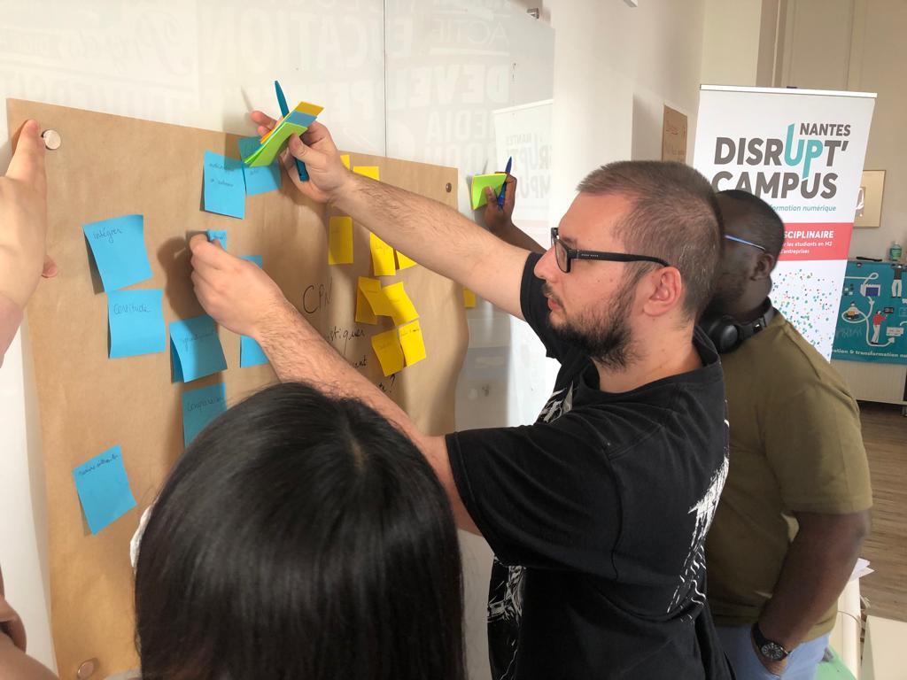 Disrupt Campus Nantes (@disruptcampus44) on Twitter photo Foisonnement d'idées pour les 6 groupes de doctorants boostés par <a href="/EmmanuelChene/">Emmanuel Chéné</a> et @gregory_delemazure (<a href="/p_ulseon/">PulseON</a>). Reste à converger ensemble vers une solution à proposer ce soir lors du pitch. <a href="/DisruptCampus44/">Disrupt Campus Nantes</a> <a href="/NantesUniv/">Nantes Université</a> @Doc_BZH_Loire Foisonnement d'idées pour les 6 groupes de doctorants boostés par <a href="/EmmanuelChene/">Emmanuel Chéné</a> et @gregory_delemazure (<a href="/p_ulseon/">PulseON</a>). Reste à converger ensemble vers une solution à proposer ce soir lors du pitch. <a href="/DisruptCampus44/">Disrupt Campus Nantes</a> <a href="/NantesUniv/">Nantes Université</a> @Doc_BZH_Loire