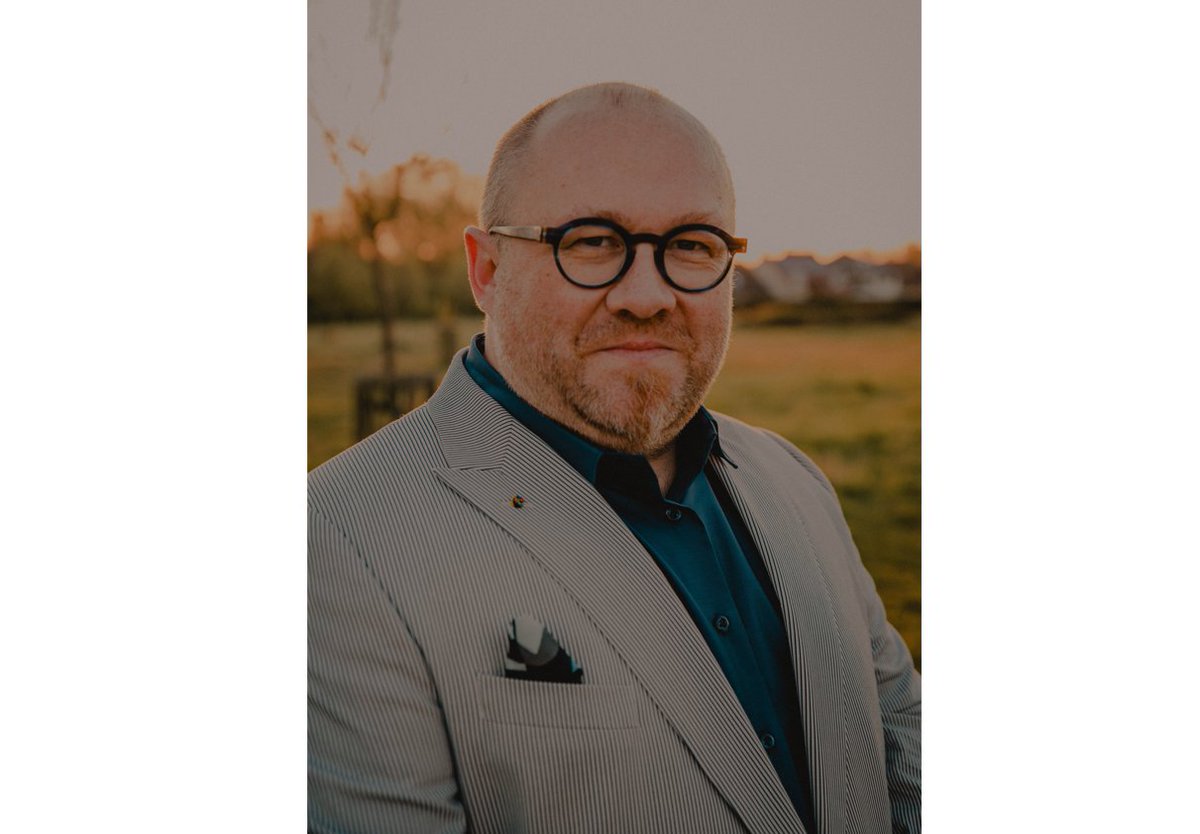 “Wendbare, innovatieve verenigingen zijn de peper en het zout van het verenigingsleven” - Tom Van de Velde, coördinator Dijk92

#vereniging #verenigingsprofessional

ow.ly/qhMX50J3Faw