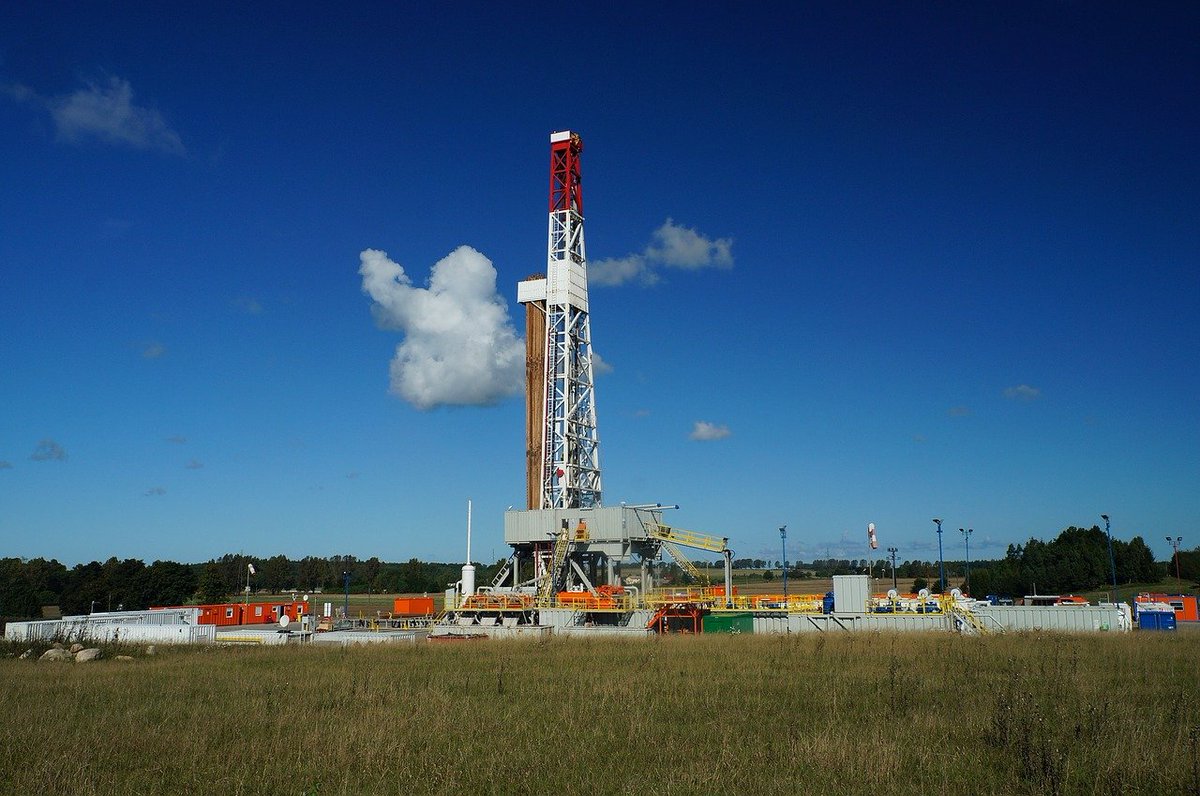 Re_ConAfrica's tweet photo. "#ReconAfrica’s Occupational Land Rights application in the New Era newspaper on May 14, 2021 confirmed that the company was only then, six months after drilling had commenced and the company illegally occupied the land, applying for communal land rights." #StopRecon https://t.co/KBfALxe6Zg