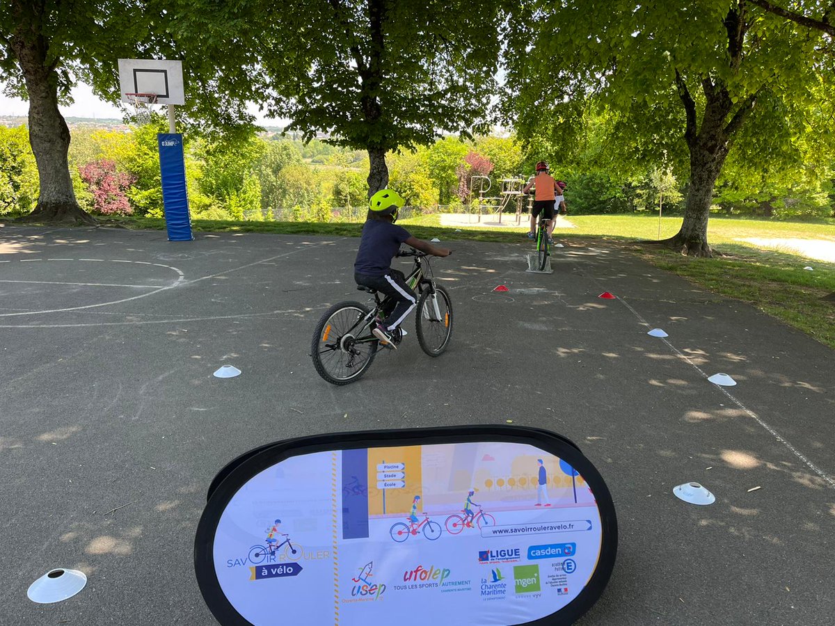 usep17's tweet photo. C'était hier ! 1ère séance du bloc 1 #SRAV pour les classes de l'école Roger Pérat de #Saintes. #sportscolaire 
@DSDEN17 @departement17 @cpdeps17 @usepnationale @UFOLEP @weblaligue @Casden_BP @groupe_mgen https://t.co/b546YF2tdZ