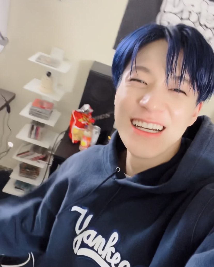 ตายิ้ม.◜◡◝ขี้โกงมากกกกก ㅠㅠㅗㅠㅠ