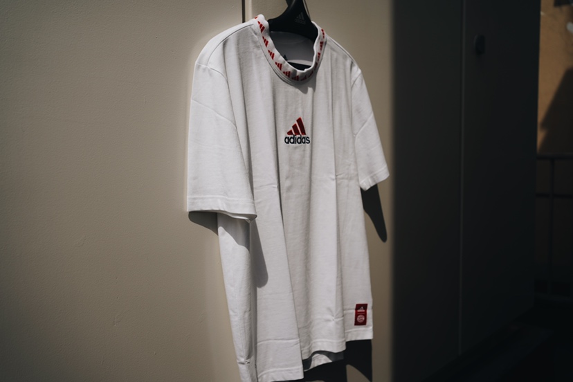 Football_MAX's tweet photo. #FCバイエル���・ミュンヘン のアパレルコレクション
▹https://t.co/A3nPVCmvK7

しっかりとした生地感のレトロなデザインのTシャツ👕

#アディダス
#adidas
#footballgearmax https://t.co/r2XncSn1Fd