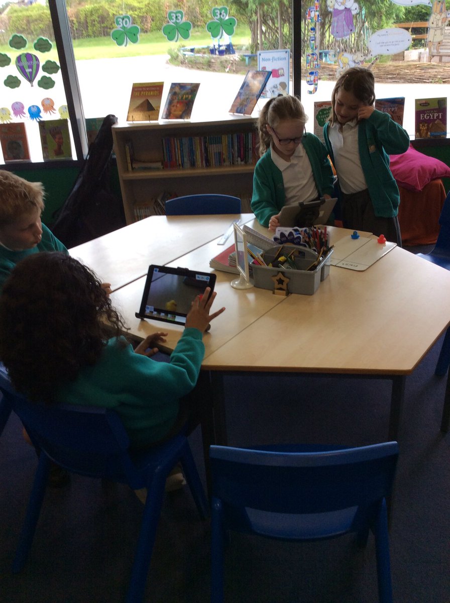 Y4Brunton2022's tweet photo. 3PP working on stop animation films with Julian @gem_education lots of fun using the ducks and iPads  @Y3Brunton2021 @Bruntonfirst https://t.co/389Mp4BWuM