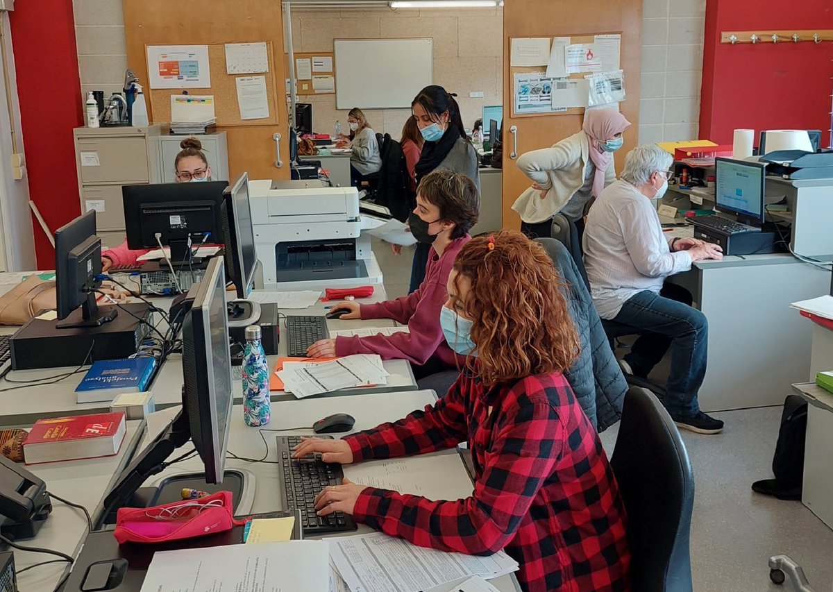 RubiForma's tweet photo. 🤔 Que fem al SEFED?

🤗 Formem persones aturades en gestió administrativa utilitzant la metodologia de la simulació d’empreses amb l’objectiu de la inserció o reinserció laboral.

@AjRubi #rubicity #learningbydoing #SEFED #Rubinetti #SAS #RUBIFORMA https://t.co/jlrp7x3p1f