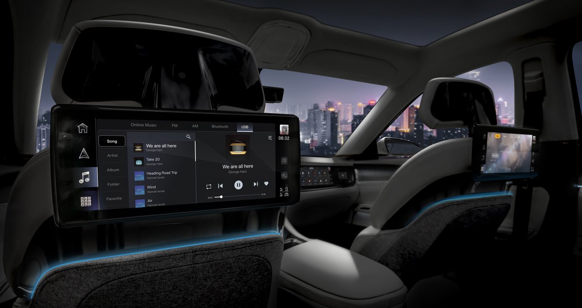 StellantisNAEsp's tweet image. La plataforma STLA #Smartcockpit, disponible a partir de 2024, está diseñada para revolucionar la vida dentro de los vehículos, creando una experiencia a bordo intuitiva y personalizable gracias a aplicaciones basadas en lnteligencia Artificial. #TechTuesday #DareForward2030