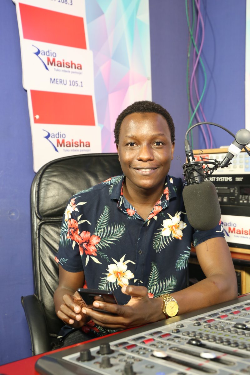radiomaisha's tweet photo. The number one drive show Maisha Jioni na @mbarukmwalimu is on!! 3pm - 7pm. #BillyNaMbaruk #RadioZaidiYaRadio https://t.co/Pm6oknpY7H
