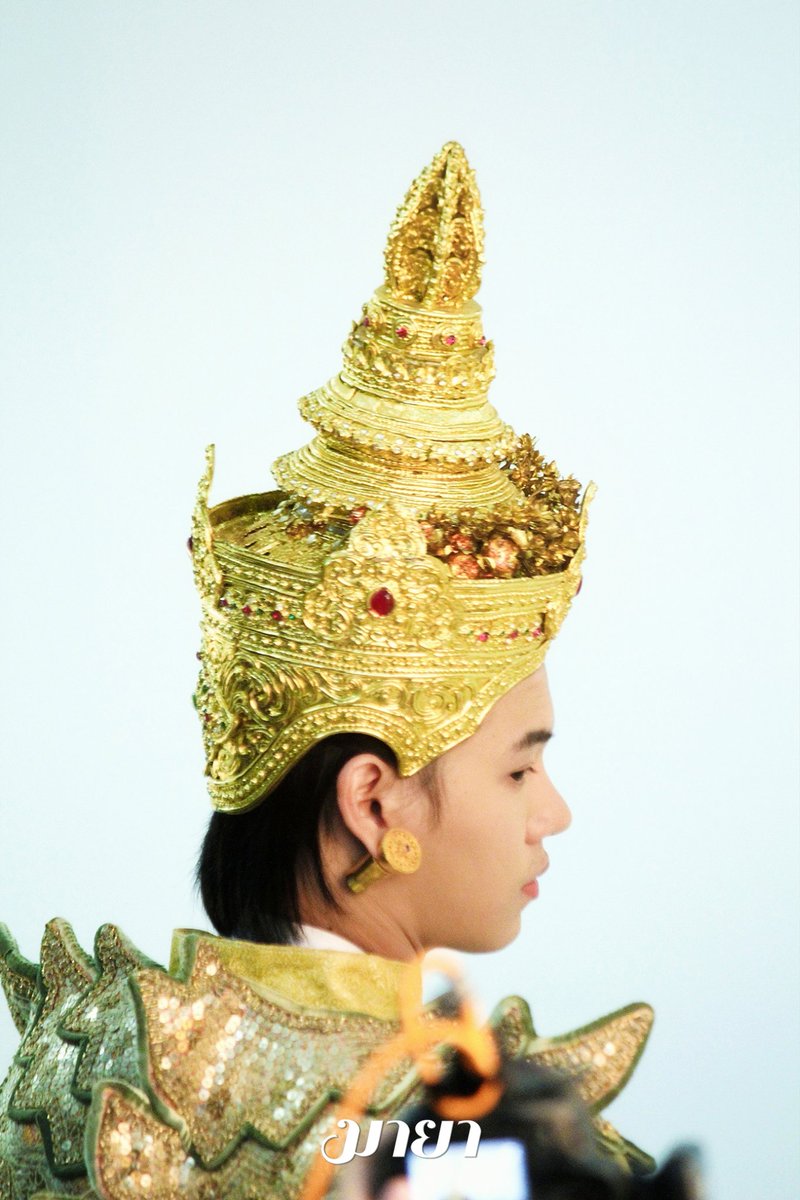 mayaonline2002's tweet photo. เอาเลอ เริ่มเลอ! #yinyin_anw  #warwanarat ลุยถ่ายโปสเตอร์ #ผ้าผีบอก พร้อมชวนให้รอติดตามชมในเดือนมิถุนายนนี้ที่โรงภาพยนตร์🎉😆

#YINWAR #หยิ่นวอร์
@yinyin_anw 
@warwanarat https://t.co/Htx8ydTyks