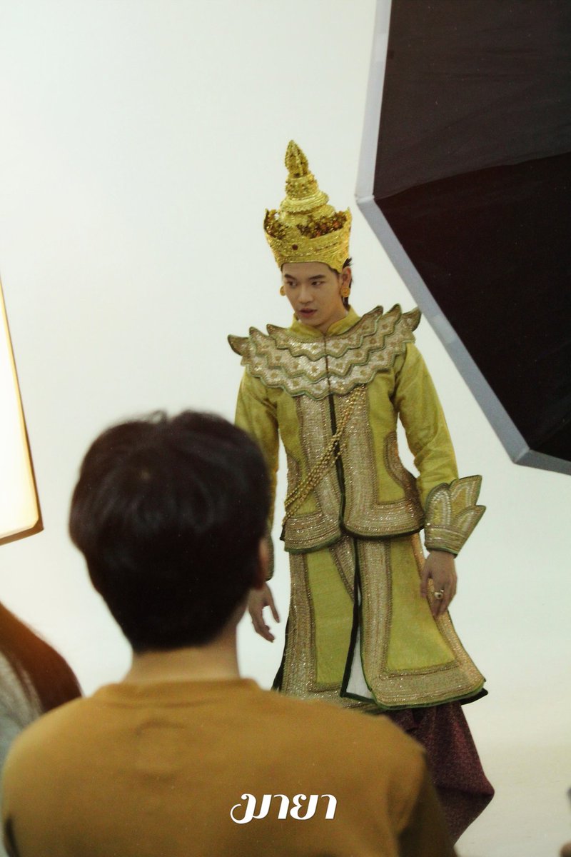 mayaonline2002's tweet photo. เอาเลอ เริ่มเลอ! #yinyin_anw  #warwanarat ลุยถ่ายโปสเตอร์ #ผ้าผีบอก พร้อมชวนให้รอติดตามชมในเดือนมิถุนายนนี้ที่โรงภาพยนตร์🎉😆

#YINWAR #หยิ่นวอร์
@yinyin_anw 
@warwanarat https://t.co/Htx8ydTyks