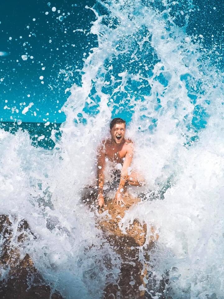 🌊🌊🌴🌴