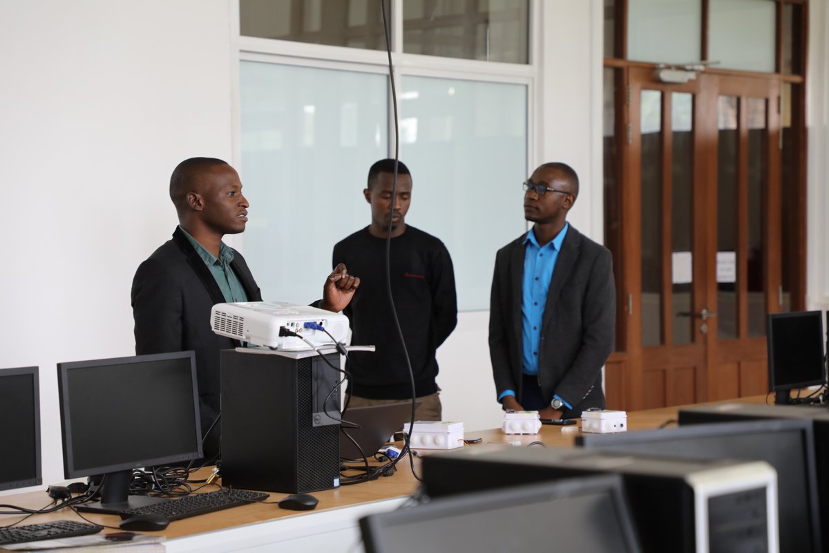 EaCenit's tweet photo. Congratulations our EMoS students Edson Mwambe, Joseph Wangere and Daudi Flavian for developing an updated Laboratory Management System for the @NM_AIST #DigitalTransformation https://t.co/jkc0ccPdLU