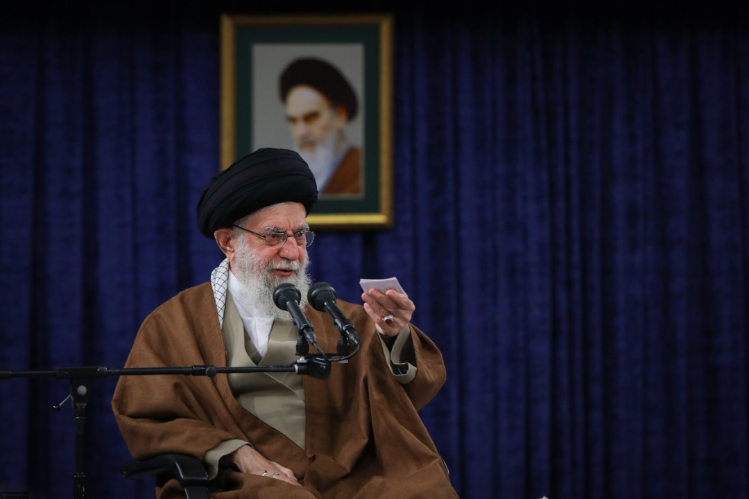 Mortazavi_org's tweet photo. رهبر معظم انقلاب: کارهایی که امروز دولت در زمینه #اقتصاد در پیش دارد، کارهای مهمی است و همه اعمّ از قوا و دستگاههای مختلف و آحاد مردم باید کمک کنند که ان‌شاءالله #دولت بتواند به این نتایج دست پیدا کند. https://t.co/rD1gDjL1ST