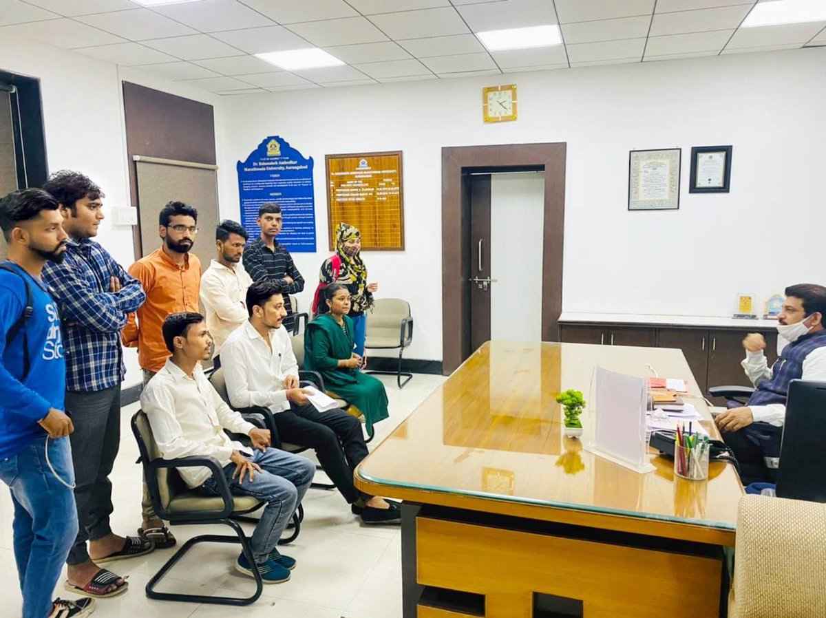amirshaikh_INC's tweet photo. Aurangabad @nsui delegation met the vice chancellor of Aurangabad university with a demand of #OnlineExamForSummerSemester . The vice chancellor has given an assurance to send these demands to the education Min #OnlineExamForAllMaharashtraUniversities #JaisiShiksha_VaisiPariksha https://t.co/ssT3xguVUG
