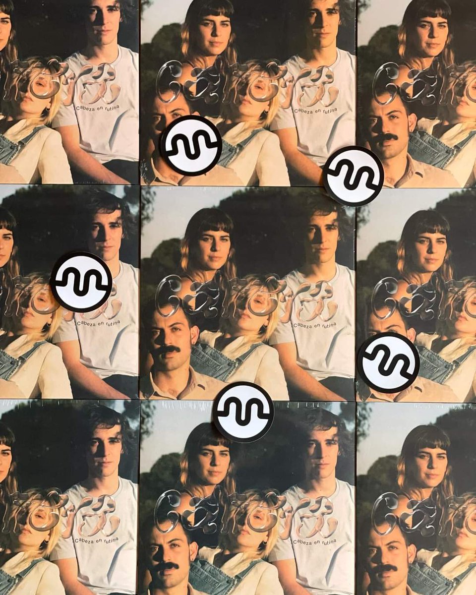 feverprod's tweet photo. 🧡 Mañana miércoles @somos_carrera estarán en la tienda de discos @Marilians_Mgzn de Madrid firmando  vinilos de 'Cabeza en rutina', su álbum de debut, y haciendo un showcase de presentación del mismo.

🕜 Horarios 🕜 
20h Firma
21h Showcase

#analogloverecords @tbcprod  #CARRERA https://t.co/8Iog9gtvjn