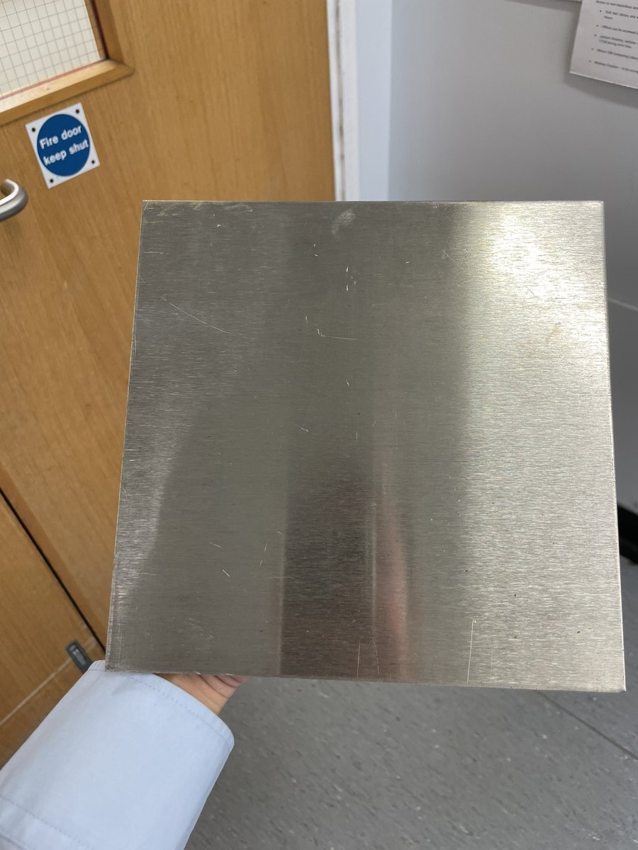 KLchemistry's tweet image. Just got my big ⚡️ electrode ⚡️ in 😇 #ZapZap #RealTimeChem