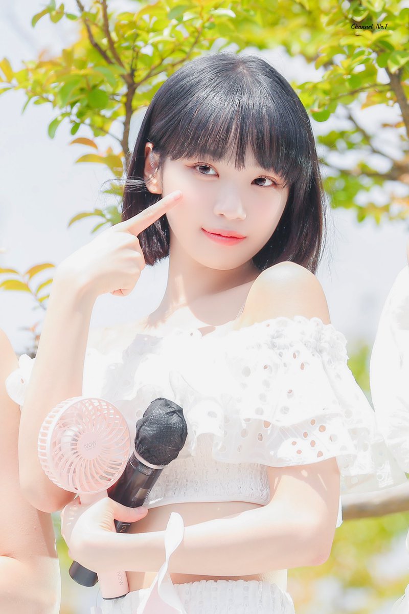 220506 뮤직뱅크 미니팬미팅

☀️

#김채원 #LE_SSERAFIM #르세라핌