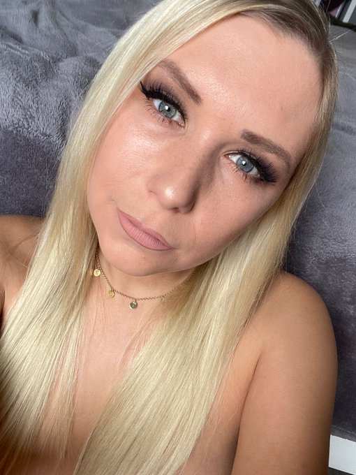 Wie war dein Tag heute? 💋 https://t.co/TWuB0QlfzQ