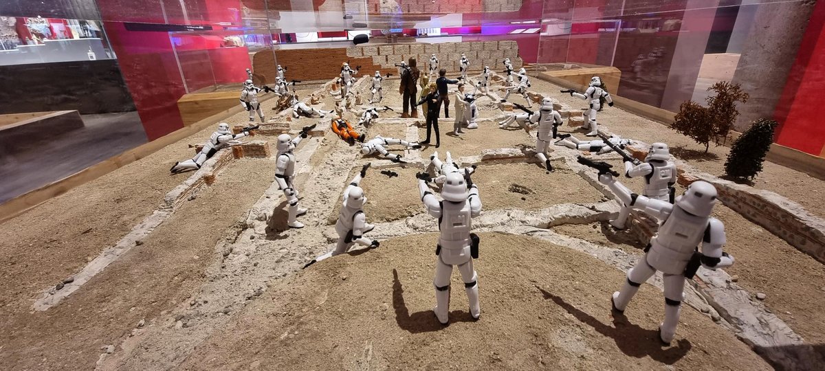 CEMToulouse's tweet photo. 🌠La Nuit de la Force / @MSR_Tlse🌠
Quelques images de notre journée/soirée d'installation  pour la #nuitdesmusees
L'Empire romain contre-attaque et ça se voit ! 

Rendez-vous samedi 14 mai de 19h à 1h pour découvrir ce lieu comme vous ne l'avez jamais vu ! 
#starwars #Toulouse https://t.co/SBJup4Xd4Q