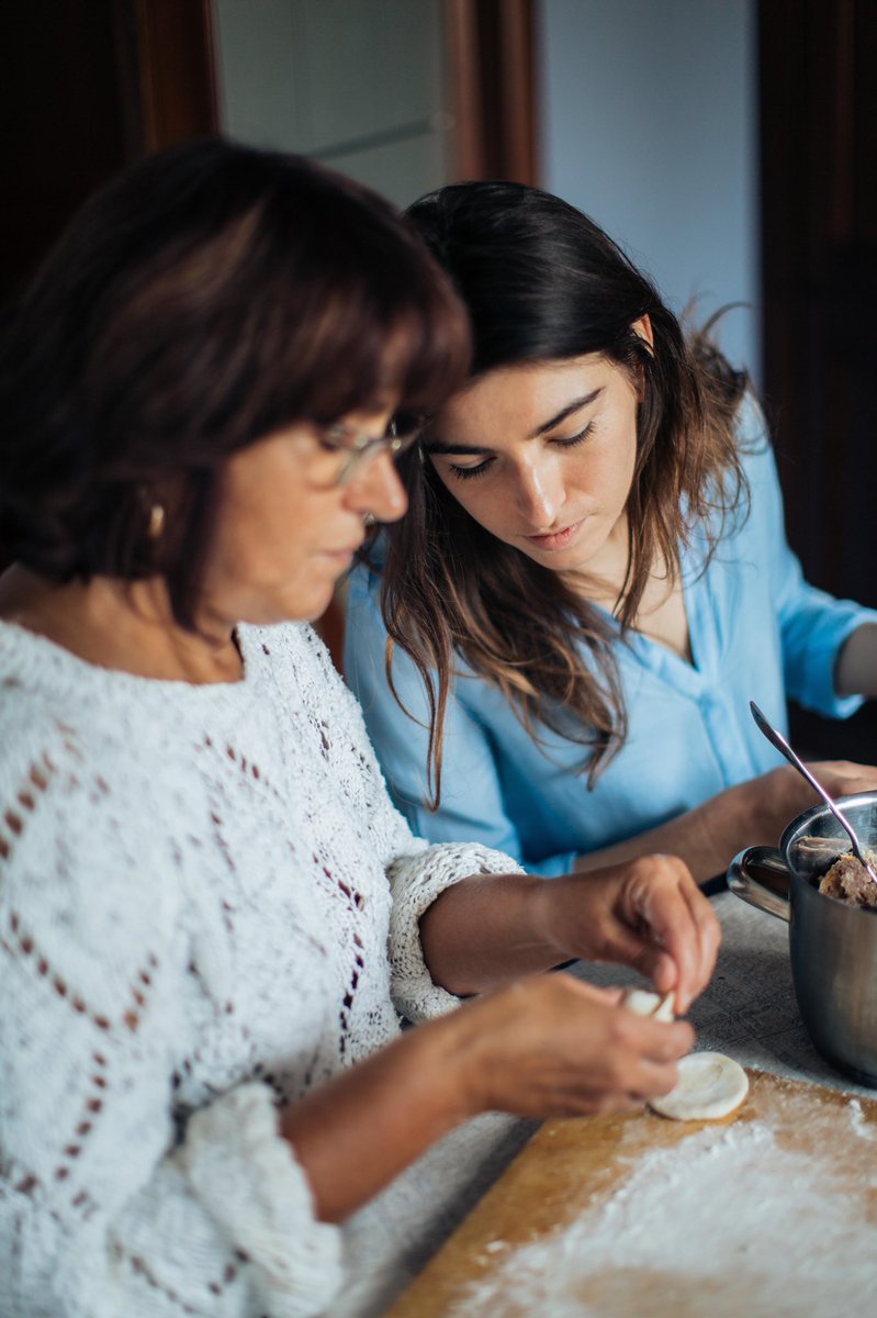 ursafe_app's tweet photo. Every day is a day to thank our mothers for all they do for us, make her feel at ease with UrSafe so that she knows you are safe on all your journeys of the day. 👩‍👧

 #UrSafe #security #notalone #safe #protection
#safety #safetymeasures. https://t.co/T2UjtoAtG3