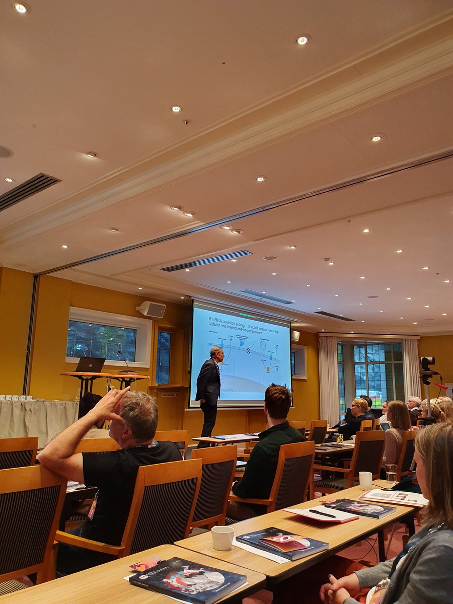 CCBIO annual symposium 2022 kicks off with a fabulous talk by Robert S. Langer
#CCBIO