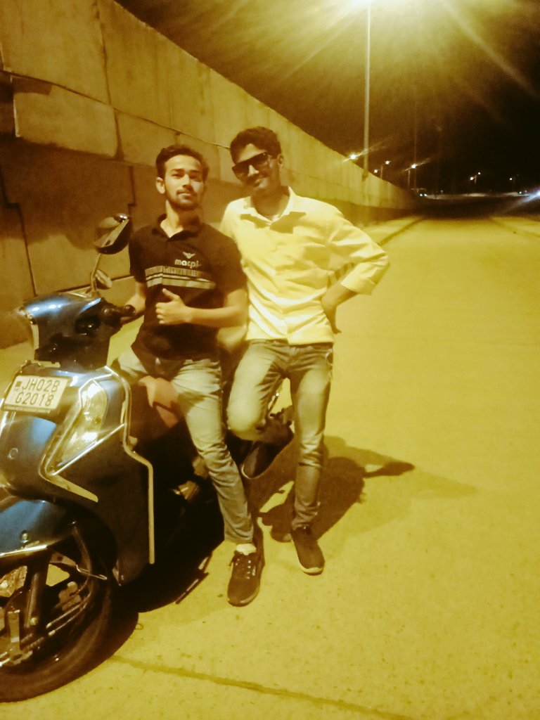 mukesh_kr_mahto's tweet photo. #swag
#nightview
#nightangle🔥✌️✌️🇮🇳 
#mukesh_kr_raj
#mukeshraj https://t.co/mbnBFAjxKo