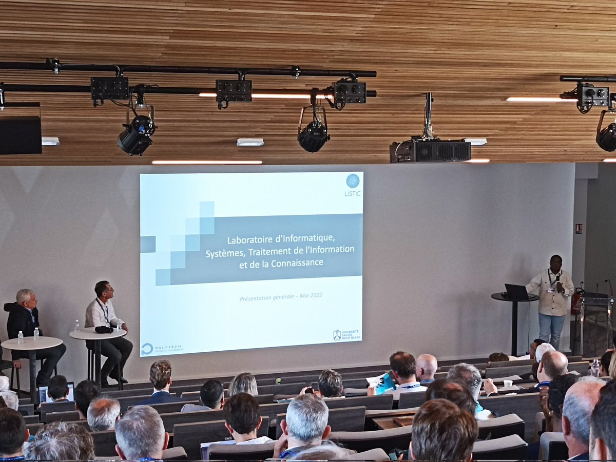 Univ_Savoie's tweet photo. ☑️ En direct du #HubIndus pour suivre la présentation des laboratoires #SYMME, #LOCIE et #LISTIC à destination d'acteurs sociaux-économiques du territoire 🗻 et les échanges qui en découlent. #recherche #valorisation https://t.co/ea3assKoyj