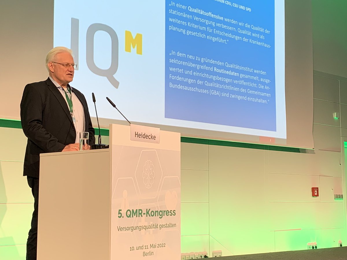 AOK_Politik's tweet photo. Prof. Claus-Dieter #Heidecke, Leiter des #IQTIG, beim #QMR-Kongress: Der engagierte Wettbewerb um Qualitätsverbesserung im #Krankenhaus ist oftmals Frustration gewichen. Wir brauchen hier nach der Pandemie einen neuen Aufbruch, und die Politik sollte das auch deutlich machen. https://t.co/yz53oB8cY3