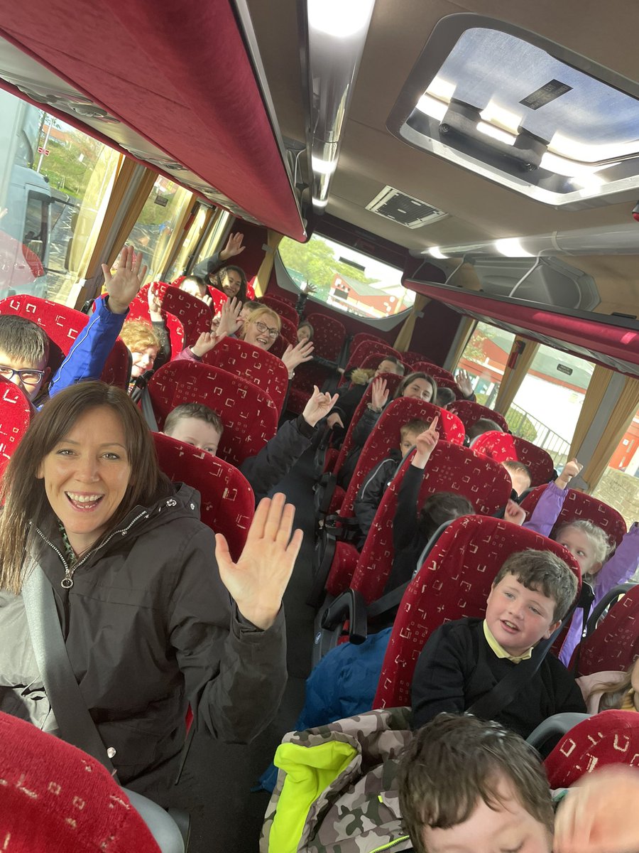 wlStThomas's tweet photo. We are coming for you @ImaginateUK #TeamSTPS β€οΈππ€ #internationalchildrensfestival #handsupwhowantstogotothetheatre https://t.co/F9dtNetZNK
