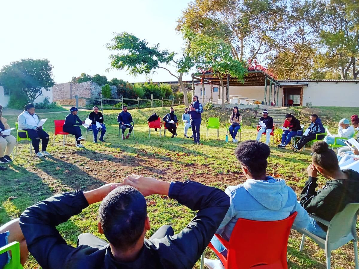 PYDAcademy's tweet photo. Hellooo ChooseYay! ππ
Our Wine & Marketing students started the day with preparations for wilderness camp with @UsikoSTB next week. #Usiko staff shared the purpose of the camp, what to expect and what to bring along. Theyβre so fired up, theyβre just about ready to go now! π https://t.co/cMrdD3zW5q