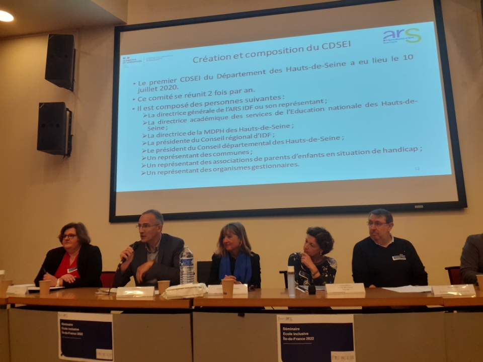 ARS_IDF's tweet photo. #EcoleInclusive | Comment favoriser les coopérations sur les territoires entre @NatEduc et les établissements médico-sociaux ?
▶️Regards croisés des acteurs de l'enseignement et de l'inclusion sur les #CDSEI dans le 92
▶️Témoignages sur l'#UEE (élémentaire) à @CarrieresSseine https://t.co/vkftBCe42n
