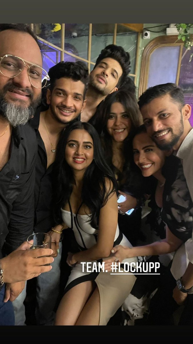 SHIVAM340319091's tweet photo. Ekta maam story #TeamLockUp #TejasswiPrakash #TejRan #KaranKundrra https://t.co/0STpXcsbiq