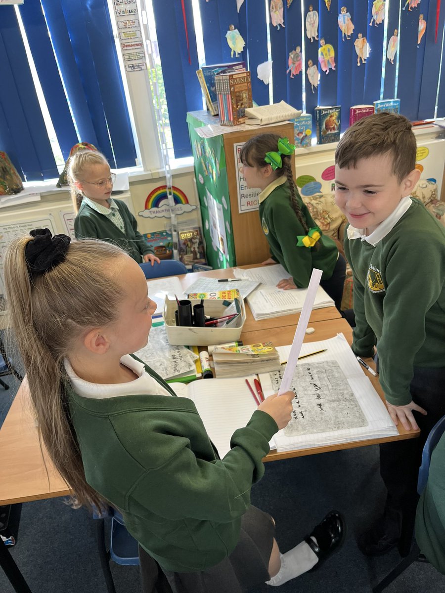 allsaintsfed's tweet photo. Today in 3J, we are pretending to be Akimbo and hot seating 🔥 We have learnt to ask open-ended questions to get a more detailed answer! https://t.co/Ot9jdzX6RK