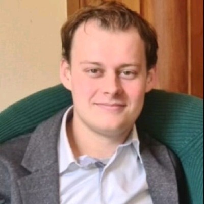 After graduating, Jesse den Engelsman joined Bilfinger Tebodin as a Consultant Fire Safety. Soon he will start as one of the first consultants joining the Van Iterson Institute: our brand new company driven learning institute. Read about it in his blog: bit.ly/3kXobPC