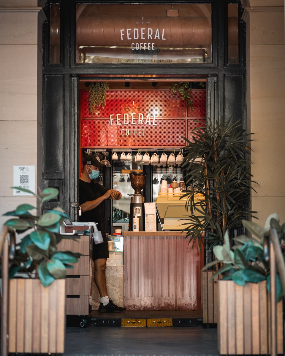 christography's tweet photo. A few 85 mm shots from my hometown of Melbourne, where there is always coffee involved!

#melbourne #coffee #visitmelbourne #cafe #streetphotography #sonyalpha https://t.co/ooRwsgxXYB