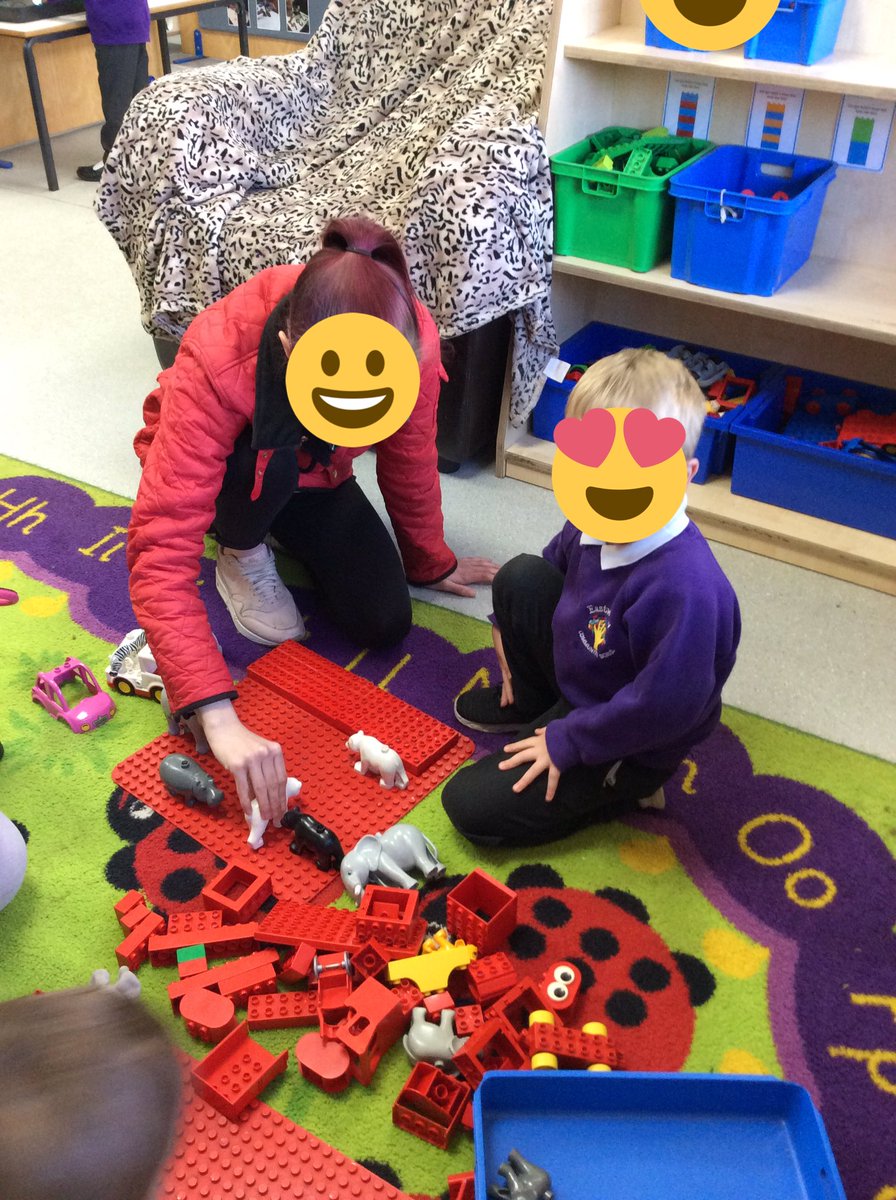 ECS_Keighley's tweet photo. It was fabulous to see so many parents of our nursery children for stay and play session.#50TTD #04makeyourmarks #11makingconnections #parentalengagement https://t.co/JuGhiMnr6V