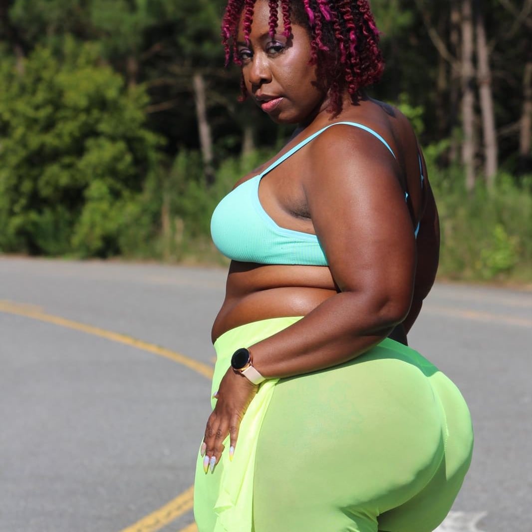 On my way to Houston for a quick trip bookmsmarshae@gmail.com https://t.co/SwSOL8sftN