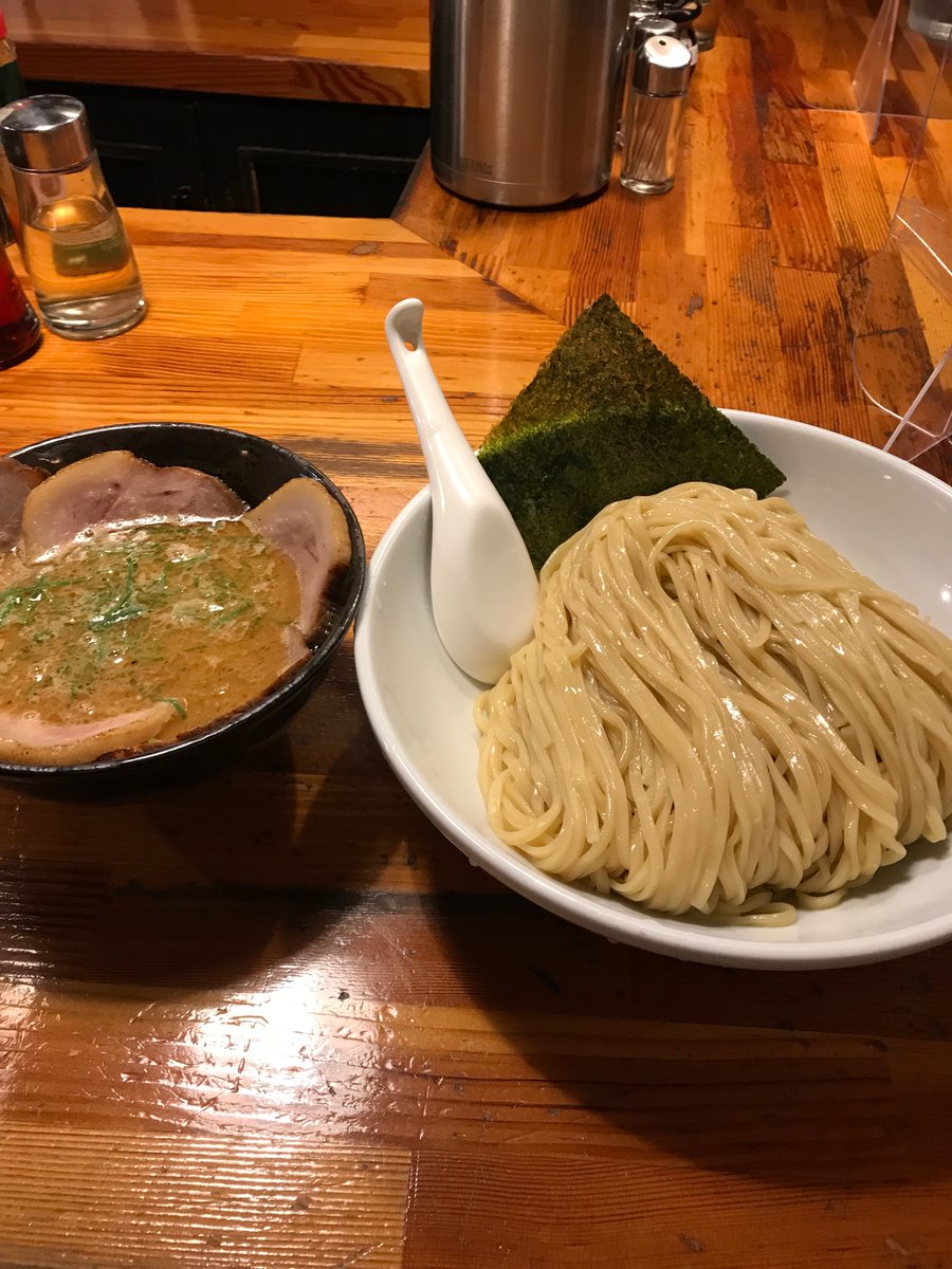 erohouse_2's tweet photo. 瞠 https://t.co/nYCEyGW9F4