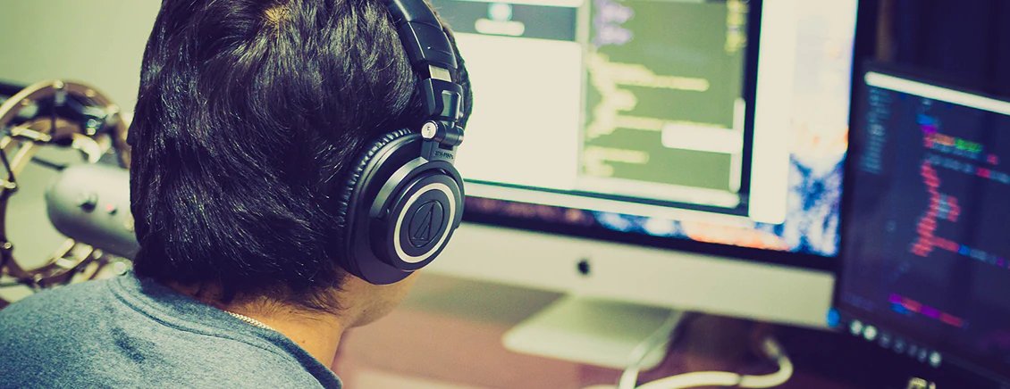 CounterpointLtd's tweet photo. The very best headphones for teachers. Here's your guide - https://t.co/puIvAoh8EW  

#edutwitter #teacherstudent #teacher #teachertwitter https://t.co/RYz5Ta7ktR