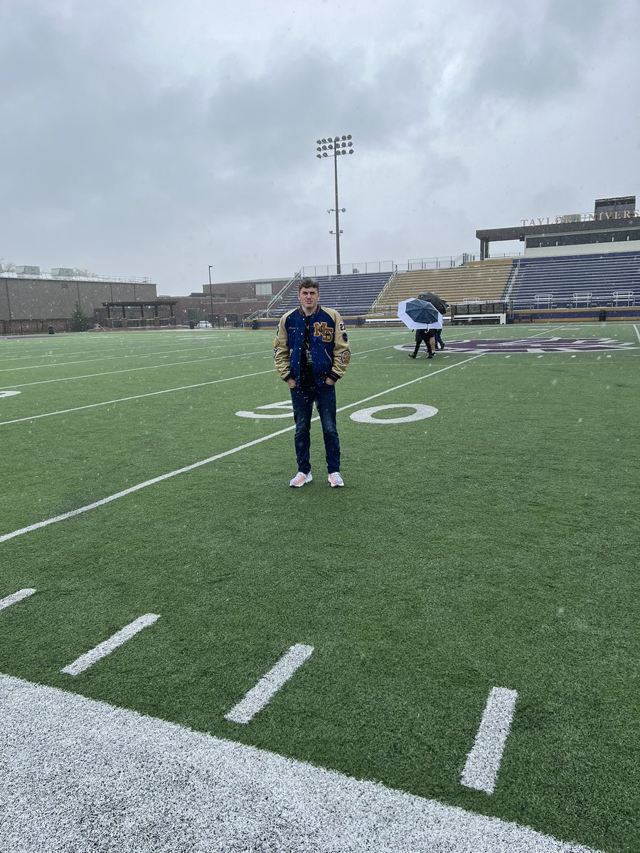 Great visit <a href="/taylor_football/">Taylor Football</a> it was a great time thank you for the invite <a href="/CoachTSharp/">Tobin Sharp</a> <a href="/Coach_Flannery/">Josh Flannery</a> <a href="/Coach_Mingo/">Aaron Mingo</a> <a href="/CoachPelot/">Griffin Pelot</a>