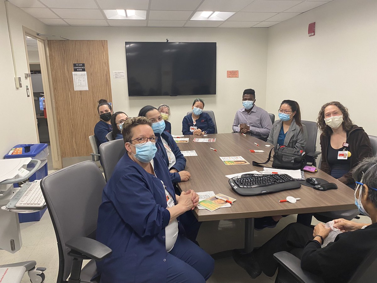 Aromatherapy at the clinics today! Here is our well-being coach Liz, with our amazing AIM team! ✨