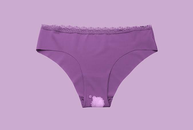 theivycup's tweet photo. Did you know a healthy vagina and its discharge are typically acidic in nature (pH btw 3.8-4.5). Your panties get bleached because this acidic discharge from your vagina reacts with the dyes in your underwear causing a bleaching reaction on the fabric. Pretty cool😄😄 https://t.co/3OGzm7chQU