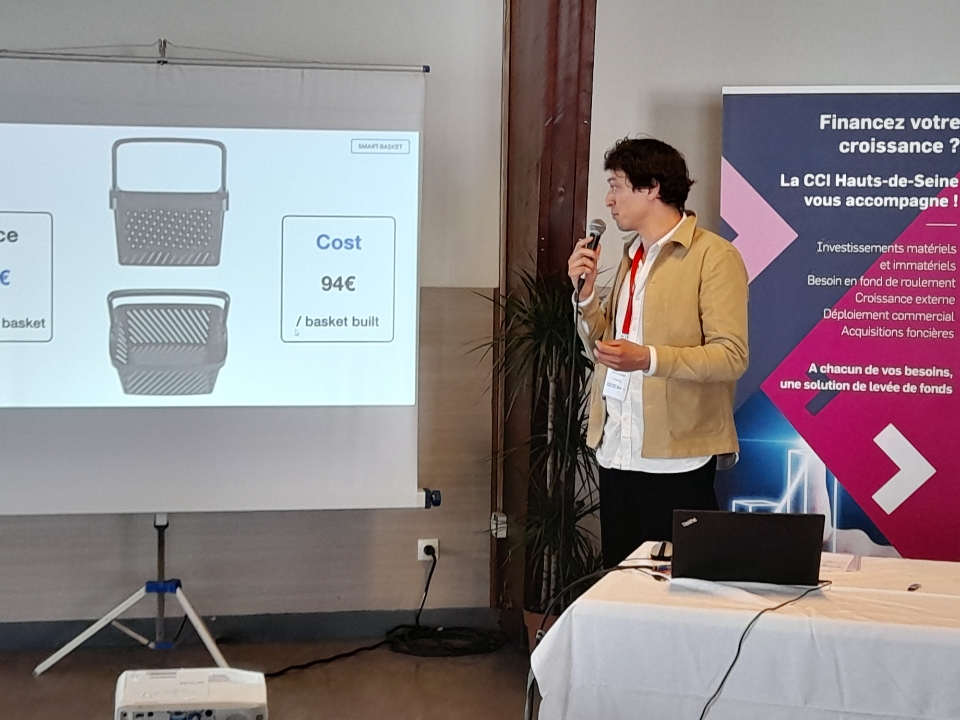CCI_92's tweet photo. 📅📌[EN DIRECT] GO INVEST Grand Roissy Nord-Est Francilien | Début des pitchs pour les 10 start-ups sélectionnées devant le jury d'investisseurs🎤@CCI_Paris_IdF @CCI_93 @CCI_95 @RoissyAgglo @terresdenvol @cic @BanquePop #RoissyDev https://t.co/mqFAujJ6Ss