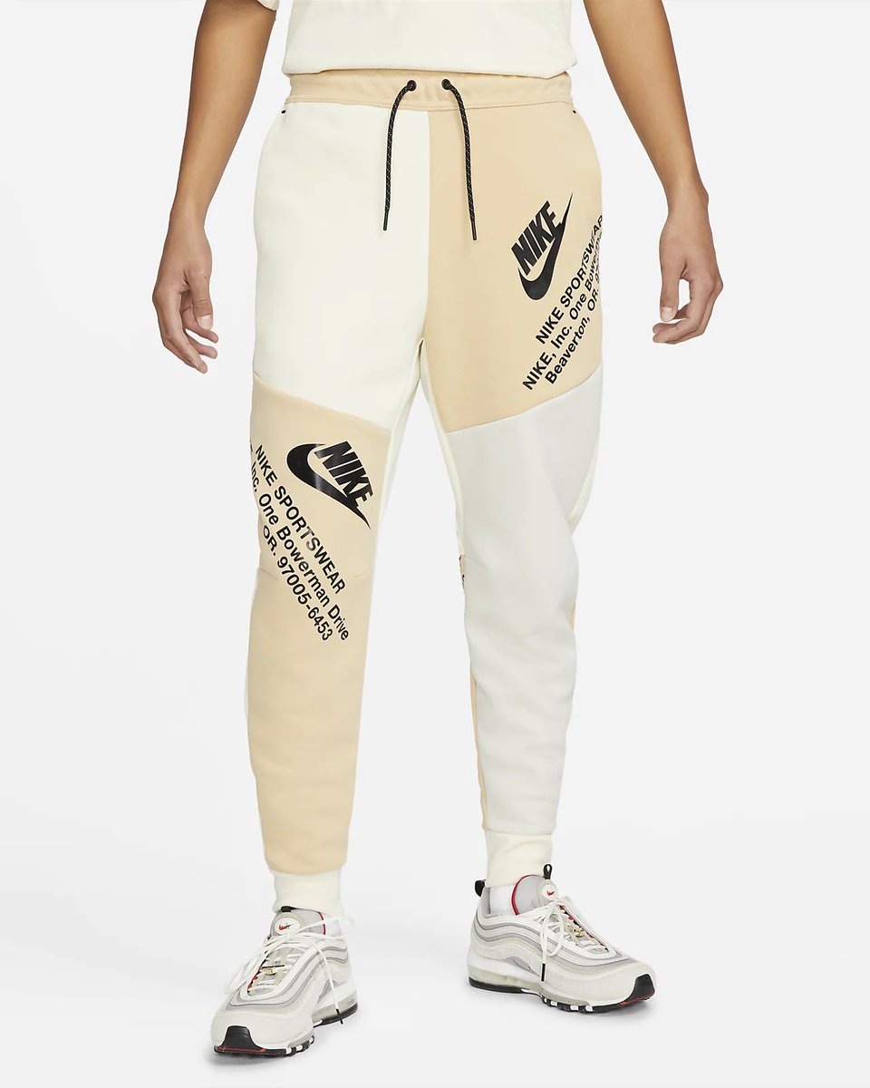 snkr_twitr's tweet photo. Nike Sportswear Tech Fleece Joggers

Shop -> https://t.co/JMtxCQB7dI

#AD https://t.co/dOzmROgSPF