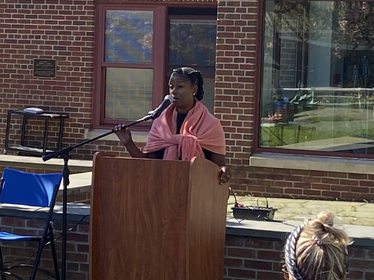 David Leis tweet media