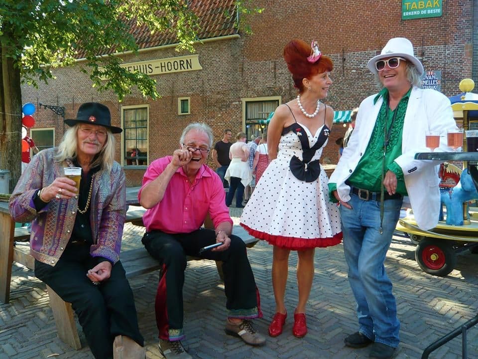 Zondagmiddag 29 mei Vlindertuinconcert met het Orkest voor Zieken en Zeevarenden. Aanvang 15 uur, entree vrijwillige bijdrage. Meer info: aerdenplaats.nl/agenda/216/zon…