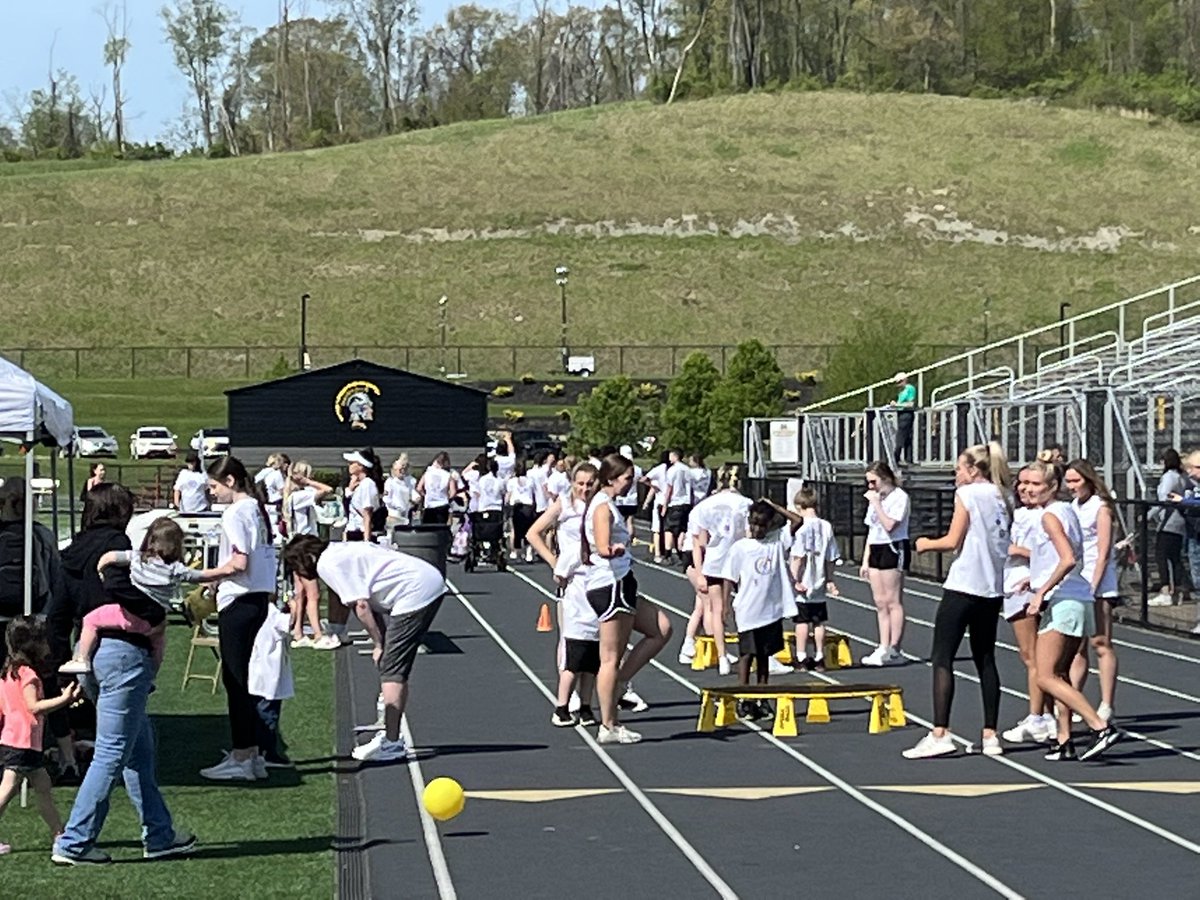 DR_CHRIS_STONE's tweet photo. Montour Inclusive Track Day!!! Thank you @hilltopspartan students and Montour SE department! Beautiful day! https://t.co/NdglWr2485