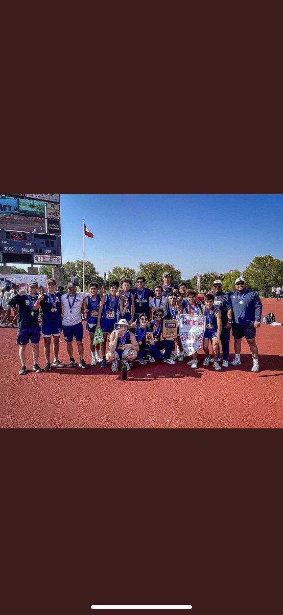 STATE CHAMPS ❗️(6A TAPPS)
🥇110MH (14.33) 🥈300MH (39.42) and 4th HJ. Also won Athlete of Meet for 6A boys ❗️❗️
