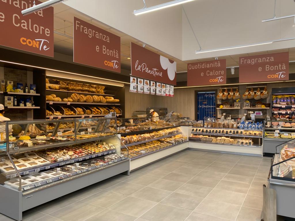 BlueRedGroup tweet media